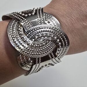 🧜‍♀️Boho Vintage Silver Women's Cuff Bracelet